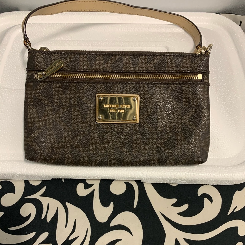 Michale Kors Hand Purse/wallet
